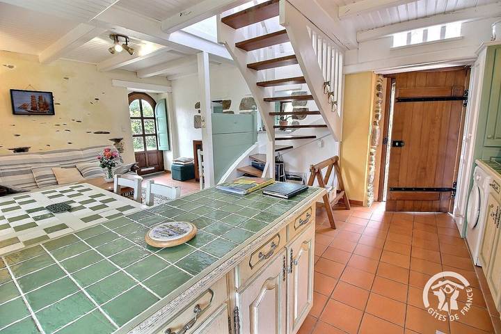 Gîte pour 4 personnes, avec jardin, animaux acceptés à Trédrez-Locquémeau - 2