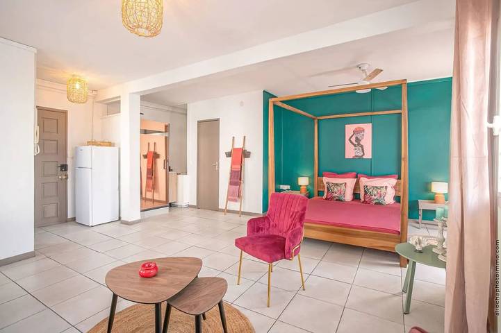 Apartamento entero, Apartamento Vacacional con Terraza en Fort-de-France – 40 m² in Martinica