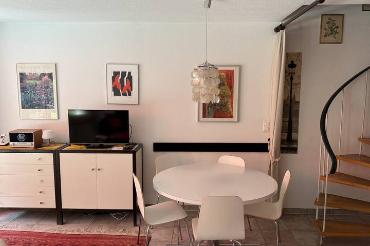 Ganze Ferienwohnung, Ferienhaus Falknis - 2.5 Zimmerwohnung in Pfäfers Bad, Bad Ragaz