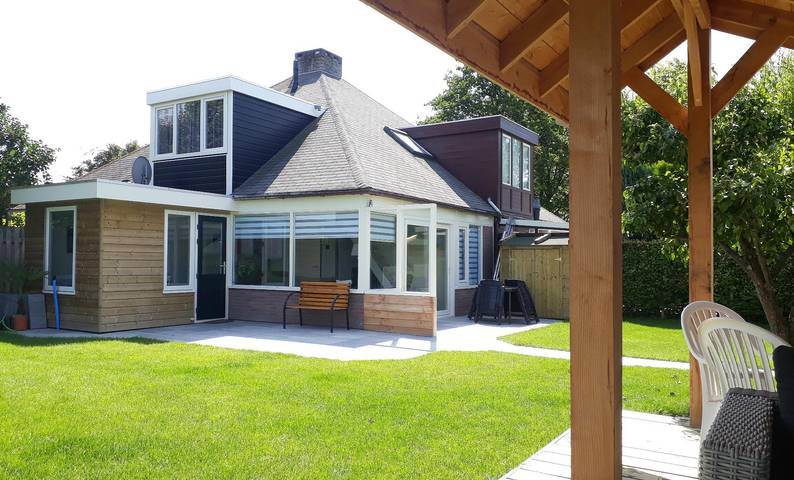 Glamping voor 6 personen, met terras en tuin in Zeeland