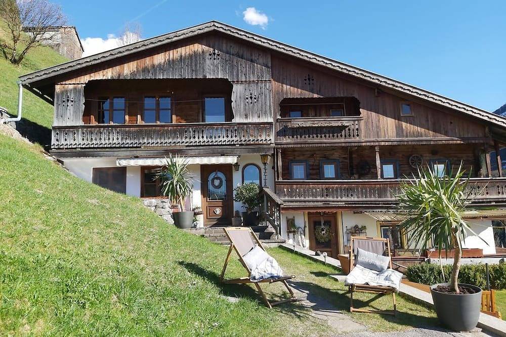 Ganze Wohnung, Arishorst Aussergasteighof - Ferienhaus Außergasteighof in Weerberg, Tiroler Unterland