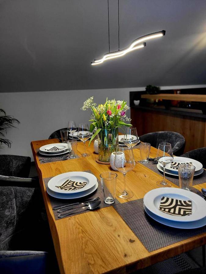 Gîte pour 4 personnes, avec vue et terrasse, adapté aux familles à Hochburg-Ach - 2