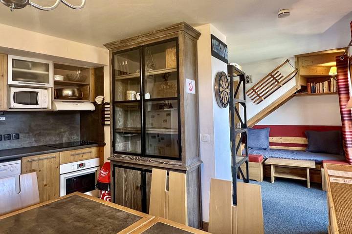 Gîte pour 10 personnes, avec sauna ainsi que piscine et balcon, animaux acceptés dans Station de Risoul - 2