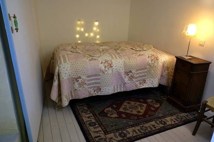 Location de vacances pour 6 personnes, avec jardin et terrasse à Lurs - 2