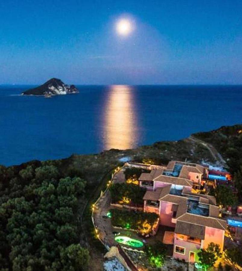 Athenea Villas, Private Pools & Gardens in Κερί, Λαγανά