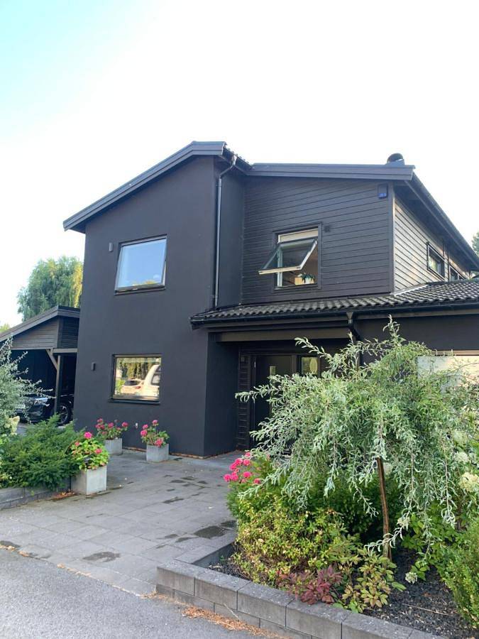 Ferienhaus für 6 Personen, mit Terrasse und Garten sowie Pool