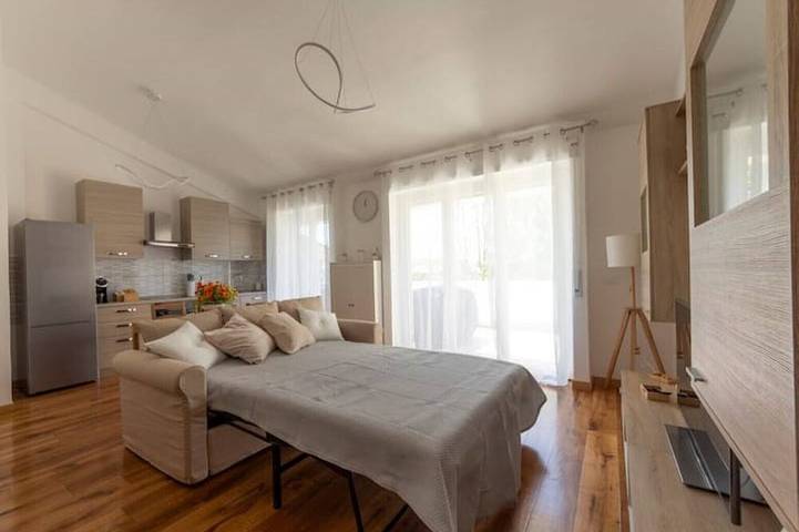 Appartamento intero, Alloggio Turistico Flavia in Anzio, Provincia di Roma