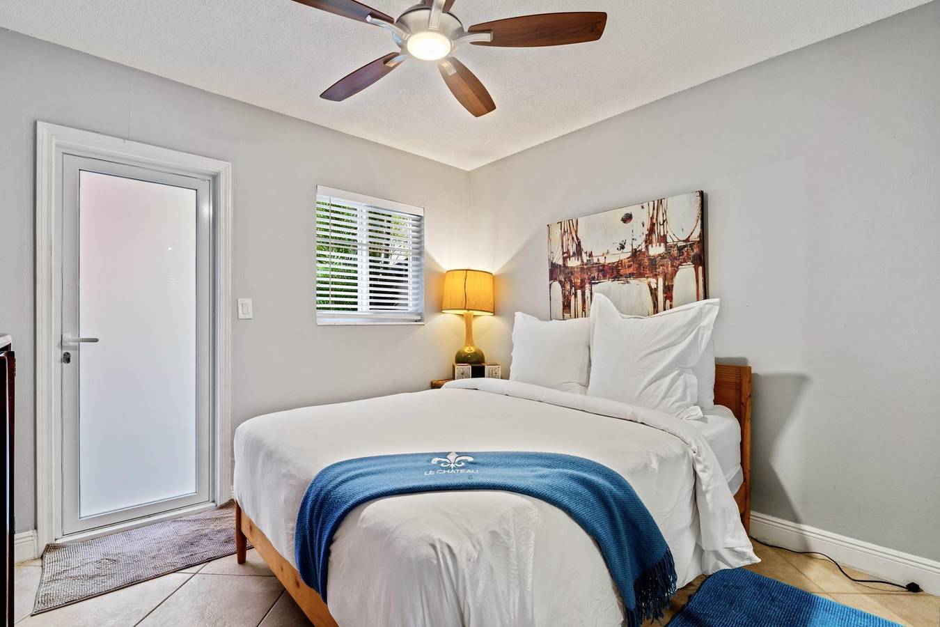 Entire apartment, Wilton Manors 2Br Charm! Walk to the Drive in Wilton Manors, Broward County