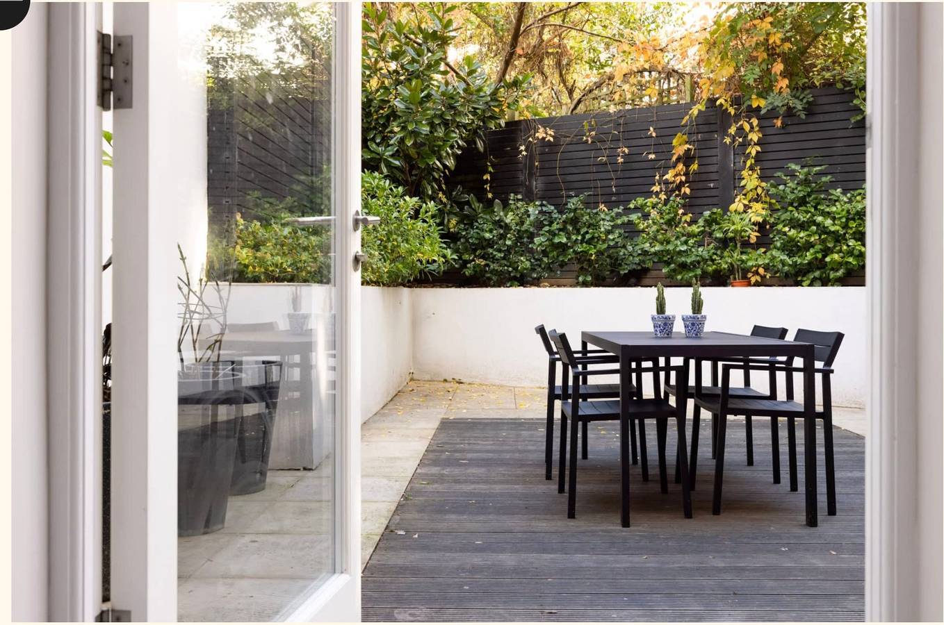 Entire apartment, The English Gentleman  Hampstead Heath - by Out of Office Lifestyle in Camden, London