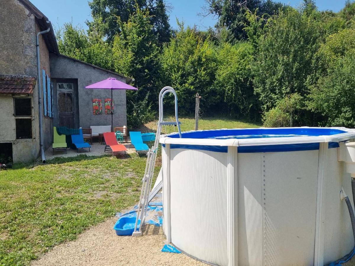 Holiday Home in Grury with Pool & Garden in Grury, Région d'Autun