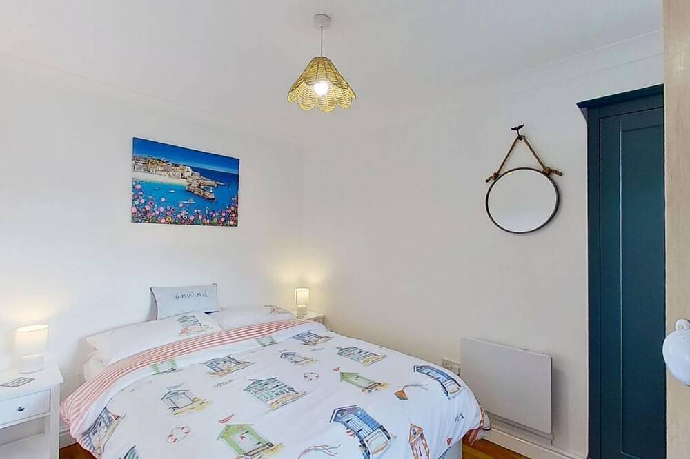 F06 Home View, Riviere Towans in Hayle, Cornwall