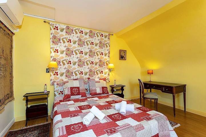 Location de vacances pour 4 personnes, avec jardin et terrasse à Nazelles-Négron - 2