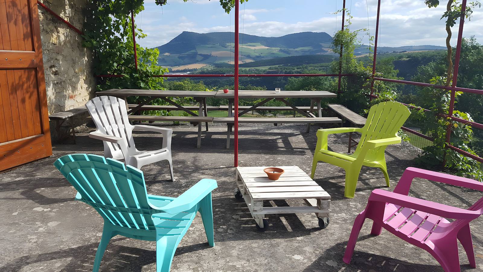 Gîte de Cabrières : terrasse privée, jardin privé et Wi-Fi in Compeyre, Parc naturel régional des Grands Causses