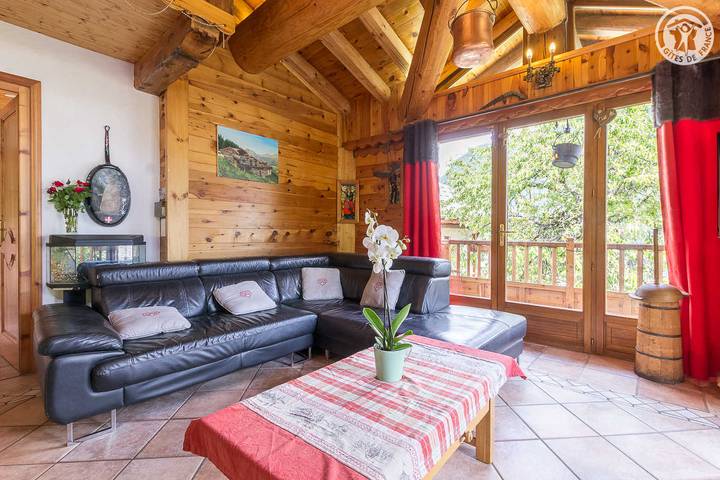 Gîte pour 15 personnes, avec sauna ainsi que jacuzzi et terrasse, animaux acceptés à Villaroger - 4