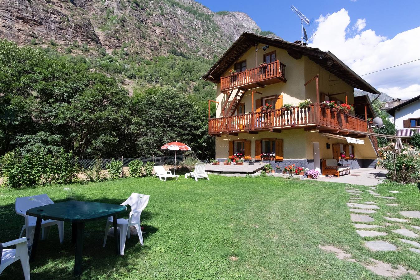 Relax autentico tra le montagne – Vieyes, Val di Cogne in Vieyes, Comune di Aymavilles