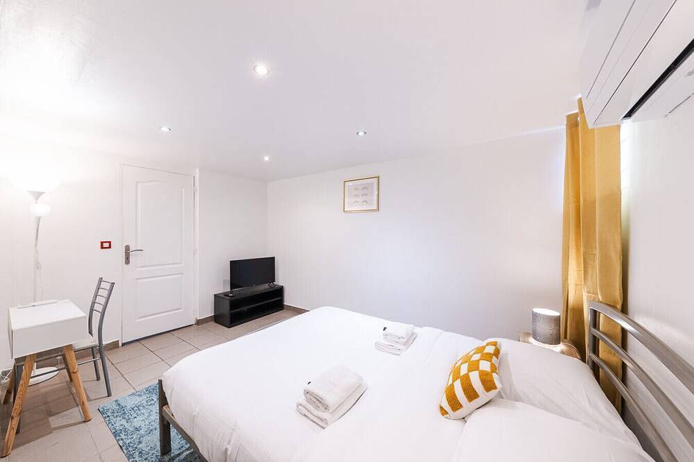 Appartement entier, Le Duplex de la Gare 2 couchages in Neuilly-Plaisance, Seine-Saint-Denis