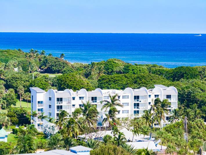 Apartamento para 5 personas, con piscina además de vistas y jardín, Se admiten mascotas en Boca Raton