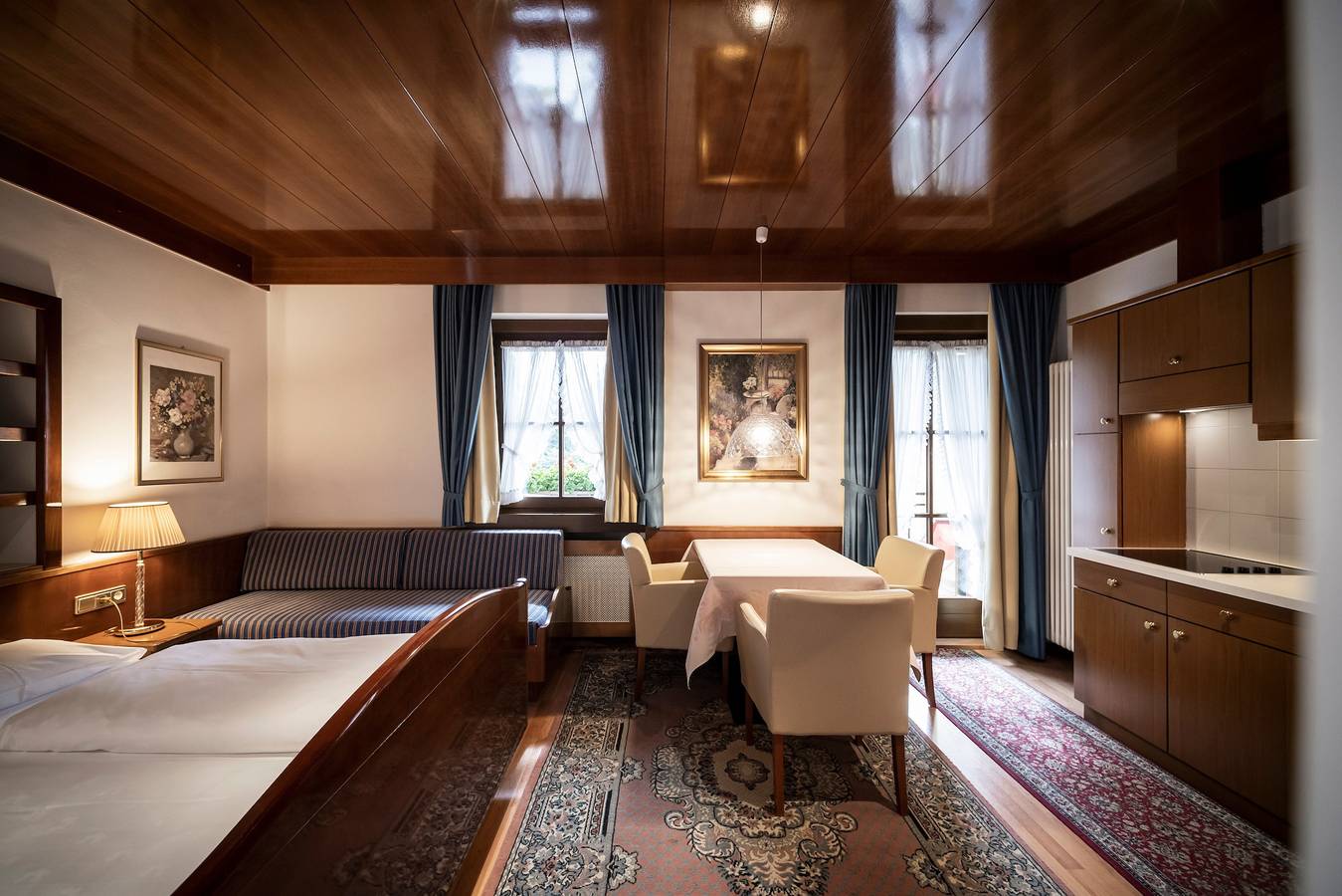 Ganze Wohnung, "Villa Stella Apartment N 59" nahe der Seilbahn, Wlan, Balkon, Terrasse und Garten in St. Ulrich in Gröden, Dolomiti Superski