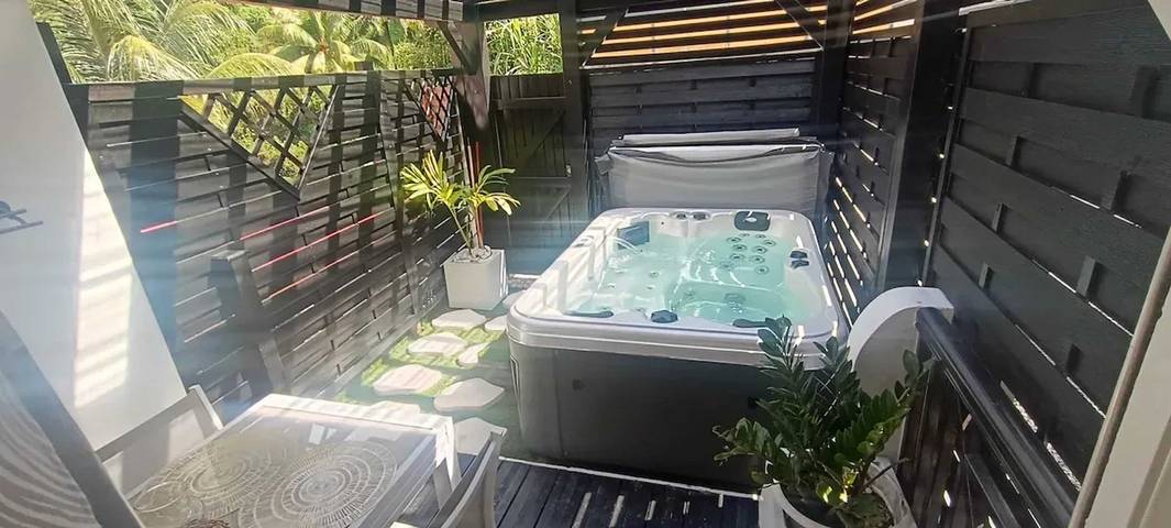 Gîte pour 2 personnes, avec balcon à Les Abymes - 3