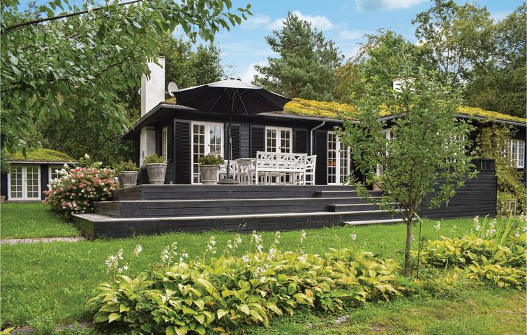 Ferienhaus für 8 Personen mit Terrasse in Hornbæk, Kattegat Küste