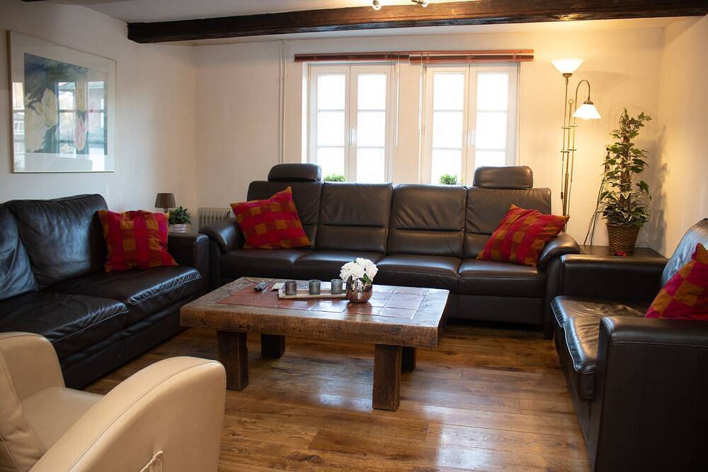 Ferienhaus für 12 Personen mit Sauna, Garagen, Garten, Hunde willkommen in Silbach, Winterberg