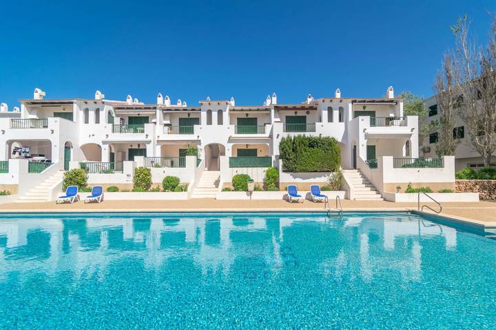 Gîte pour 4 personnes, avec terrasse et piscine à Son Parc - 2