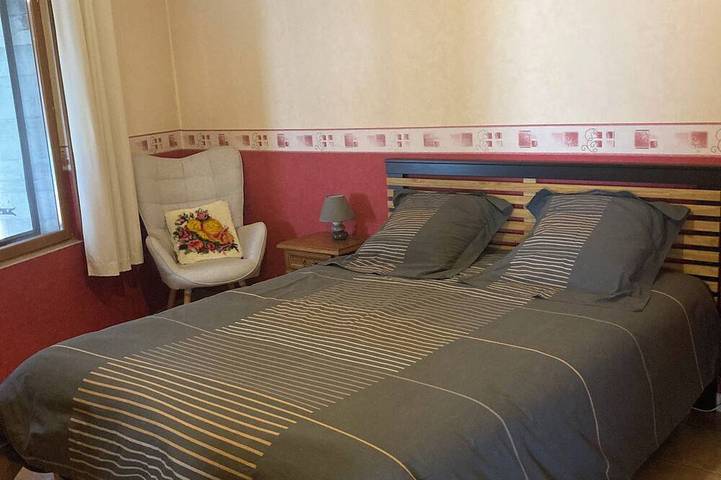 Location de vacances pour 4 personnes, avec balcon à Cerdon (Ain) - 2