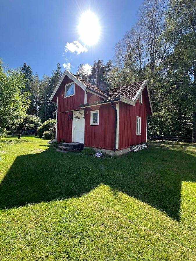 Ferienhaus für 5 Personen, mit Garten und Ausblick in Örebro