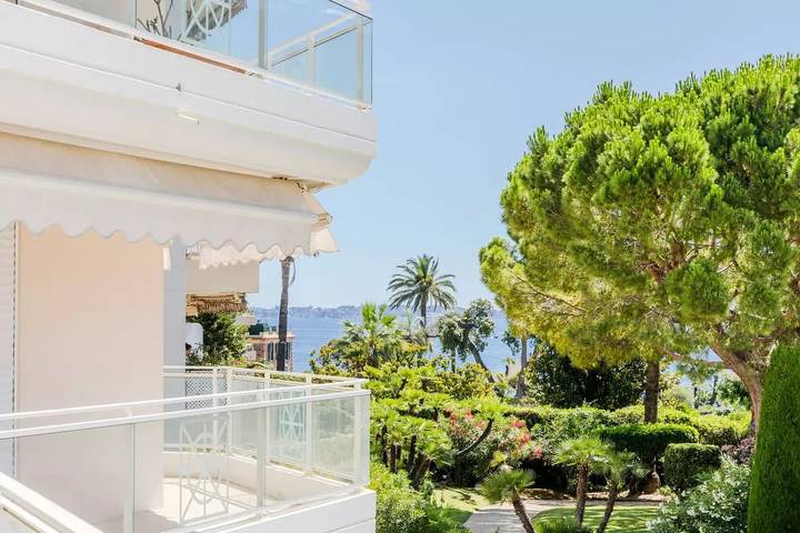 Gîte pour 4 personnes, avec piscine et terrasse dans Port du Mourre-Rouge - 2