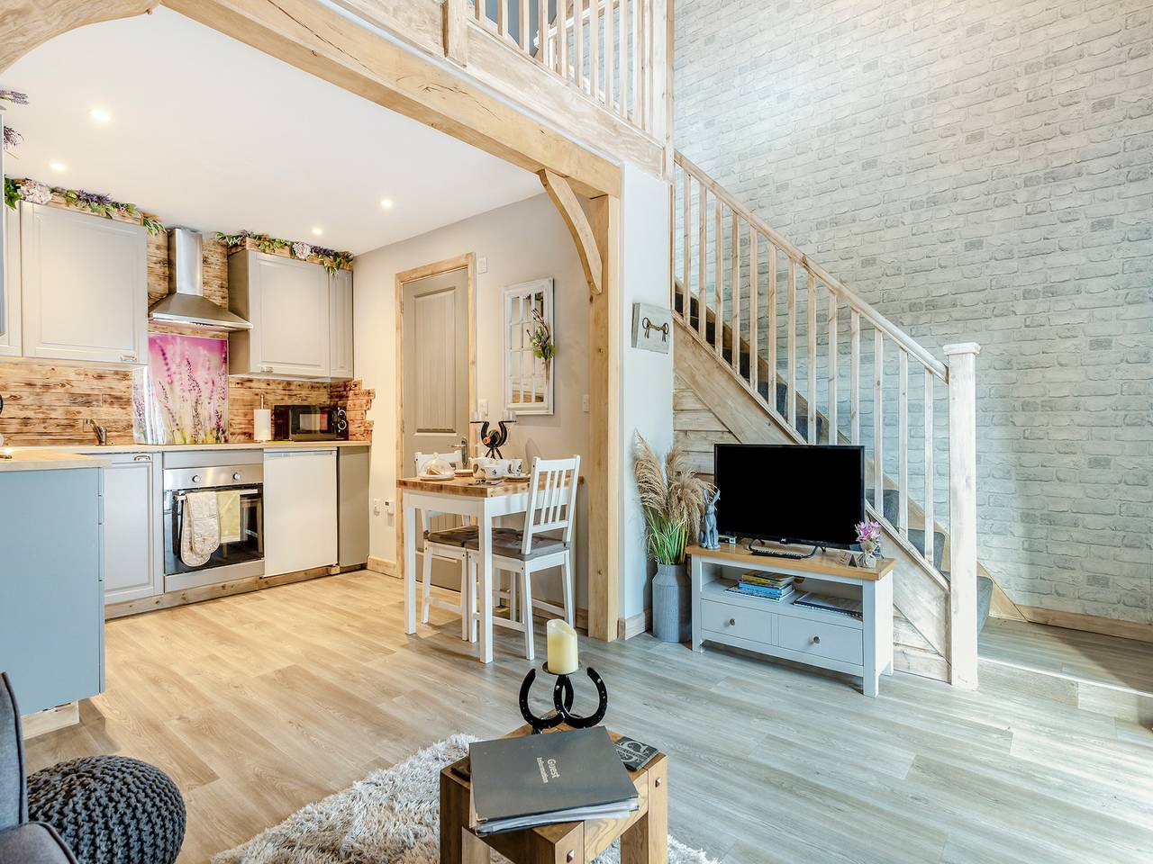 Shire Cottage - Uk50416 in Sopley, Hampshire