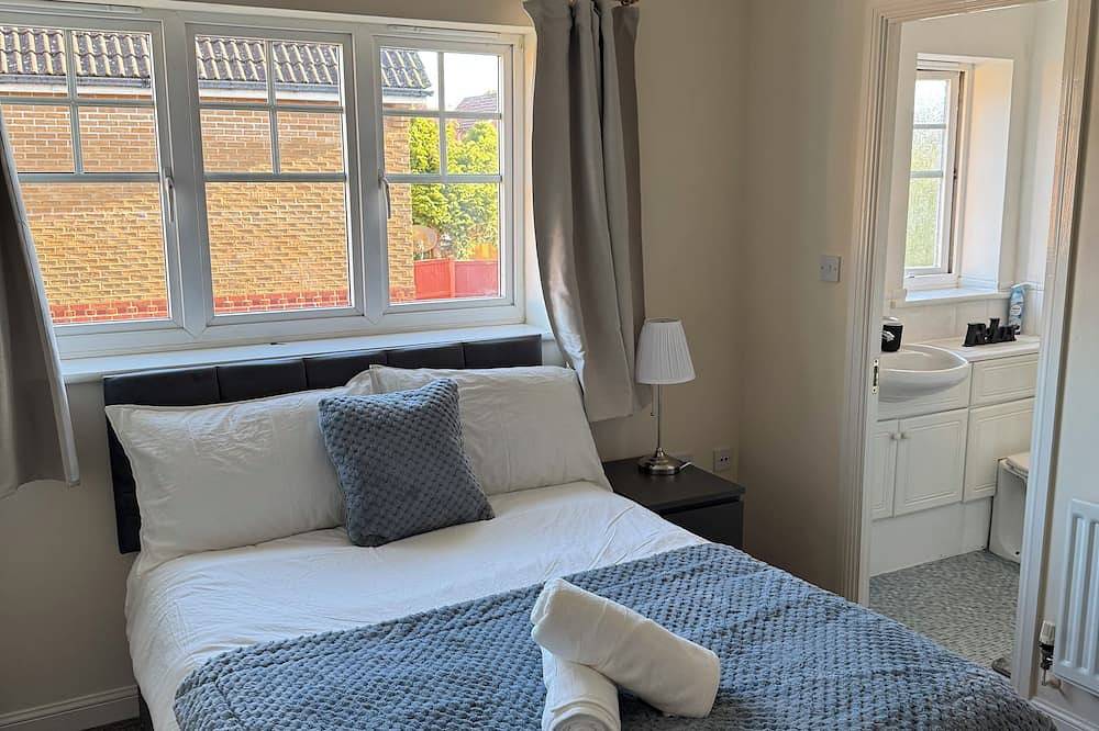 Spacious 3 Bed House In Ashford with En-Suite in Ashford, Ashford region