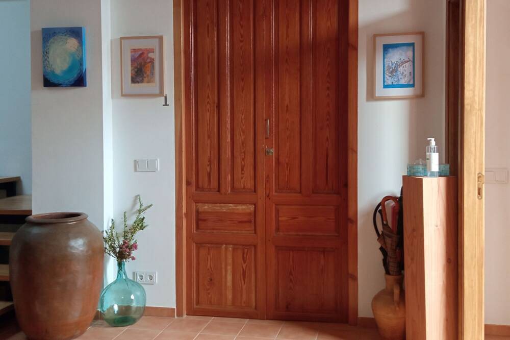 Authentic Mediterranean charm in Tàrbena, Costa Blanca