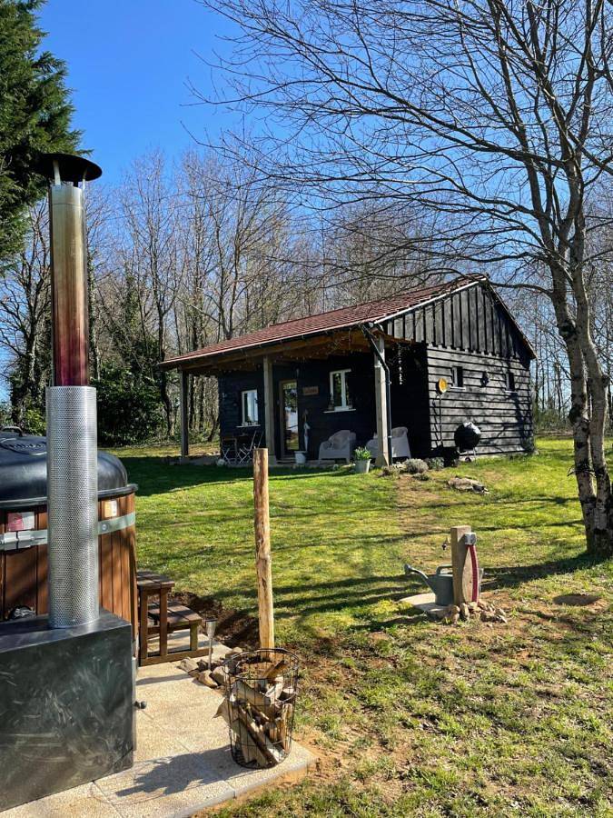 Chalet pour 2 personnes, avec jacuzzi et jardin - 1