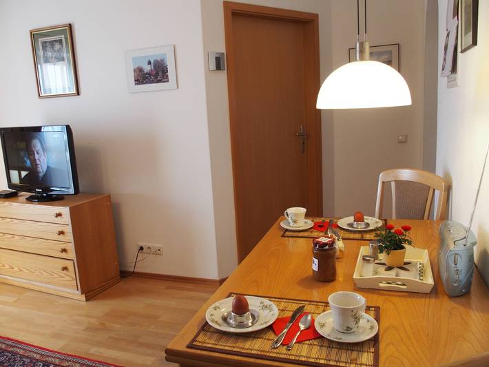 Ferienwohnung für 2 Personen, mit Terrasse und Seeblick in Seebruck - 4