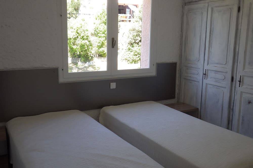 Appartement entier, La villa n°5, 10 personnes in Favone, Conca