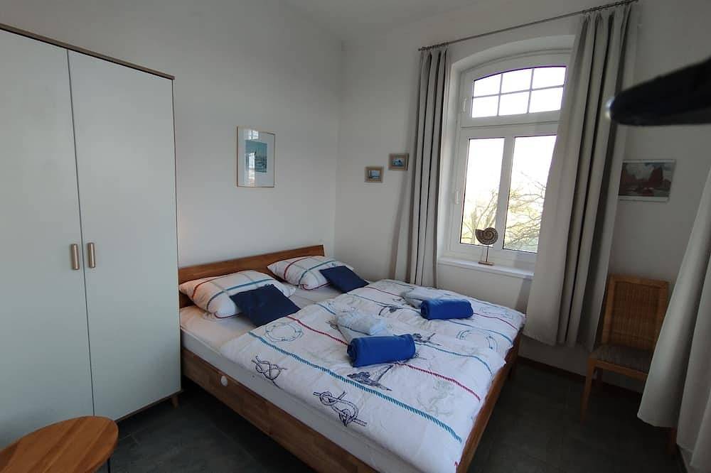 Ganze Wohnung, Fewo Villa Butterburg Ukena - Ein Traum für 8 Personen mit Balkon in Dornum (Stadt), Dornum