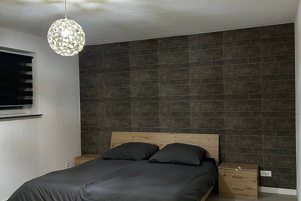 Apartamento entero, Cozy apartment with sauna in Koblenz Rübenach, pet-friendly, near Bwzk in Ruebenach, Coblenza