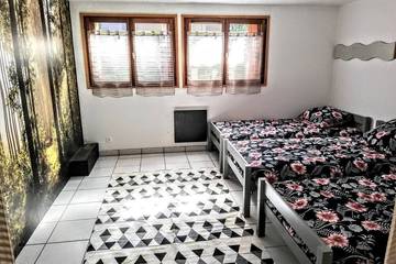 Appartement De Vacances pour 7 Personnes dans Marly-la-Ville, Val-d'Oise, Photo 2