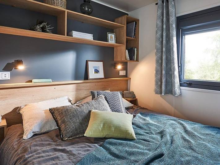 Flower Camping La Hallerais - Mobilheim 4 personen - Mobil Home Premium 32 m² - (2 Schlafräume - 4 Pers.) + Terrasse in Taden, Dinan und Umgebung