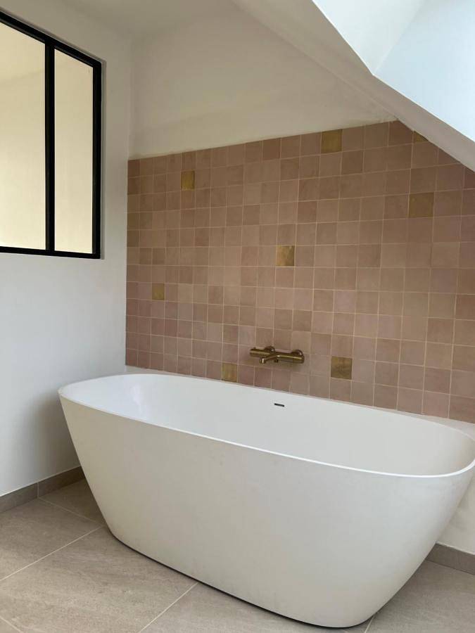 Gîte pour 2 personnes, avec terrasse ainsi que jardin et vue à Brugny-Vaudancourt