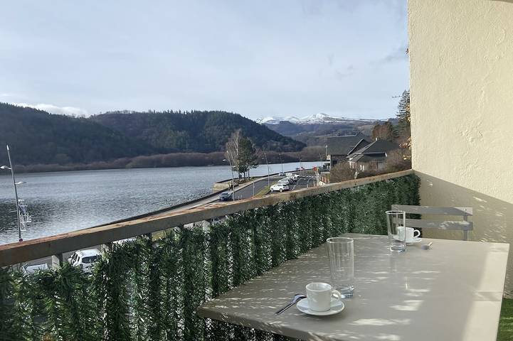 Gîte pour 4 personnes dans Lac Chambon - 4