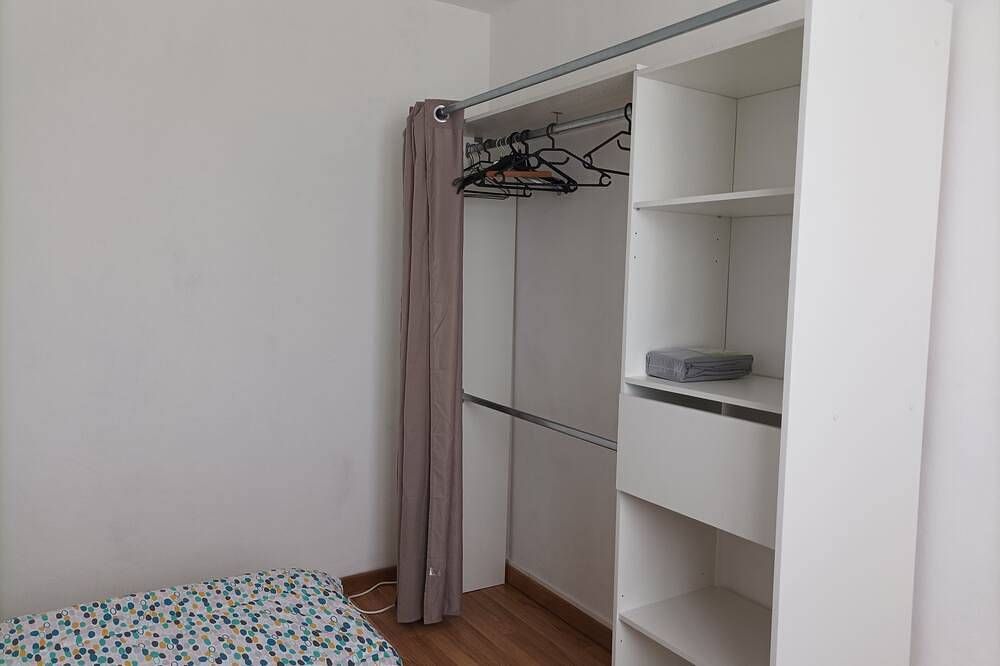 Appartement entier, Appartement spacieux et équipé à 5 minutes du centre et du château de Compiègne in Compiègne, Oise