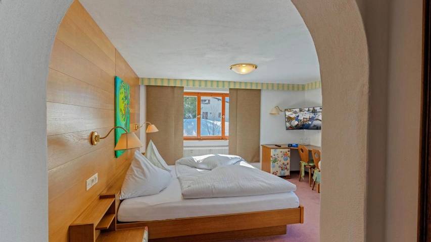 Chambre d’hôte pour 2 personnes, avec vue ainsi que jardin et sauna à Lech - 2