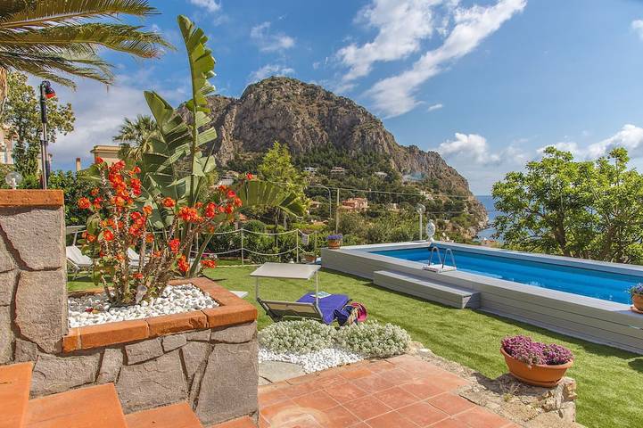 Villa per 11 persone, con giardino e balcone nonché idromassaggio - 1