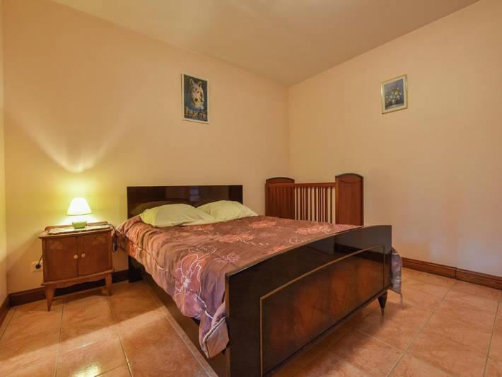 Location de vacances pour 8 personnes, avec terrasse et jardin, animaux acceptés à Cazals - 2