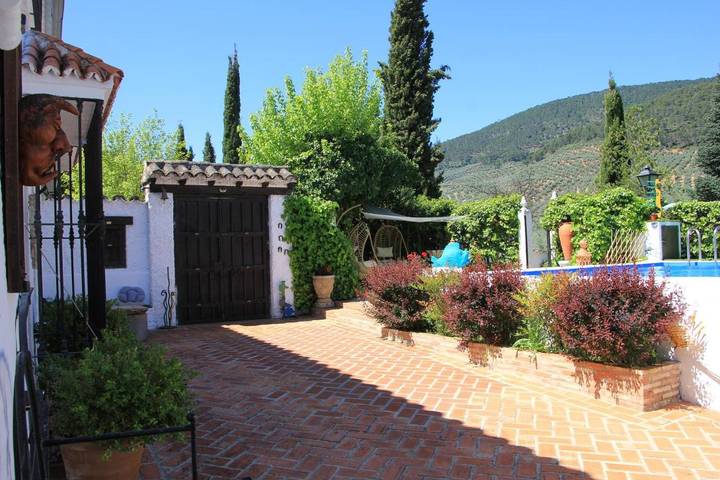 Casa rural para 4 personas, con piscina además de vistas y jardín, Se admiten mascotas en Segura de la Sierra - 3