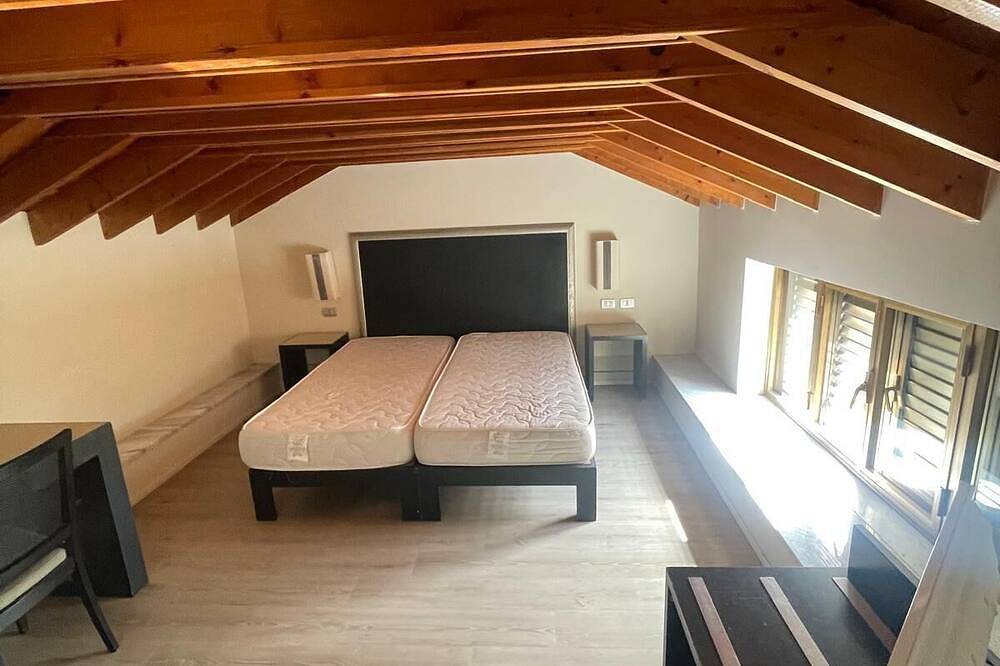 Viscuso House At the stacks n4 in Aci Castello (Borgo), Aci Castello