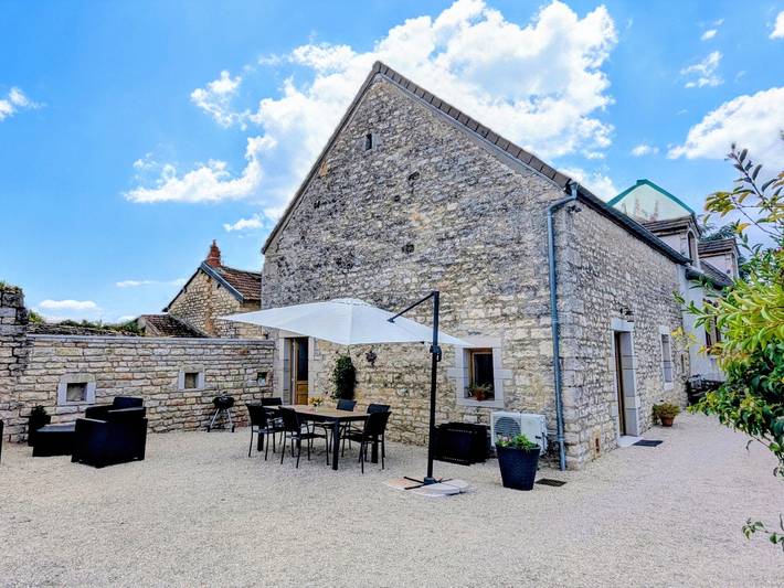 Gîte rénové au cœur de la Route des vins de Bourgogne in Premeaux-Prissey, Région de Beaune