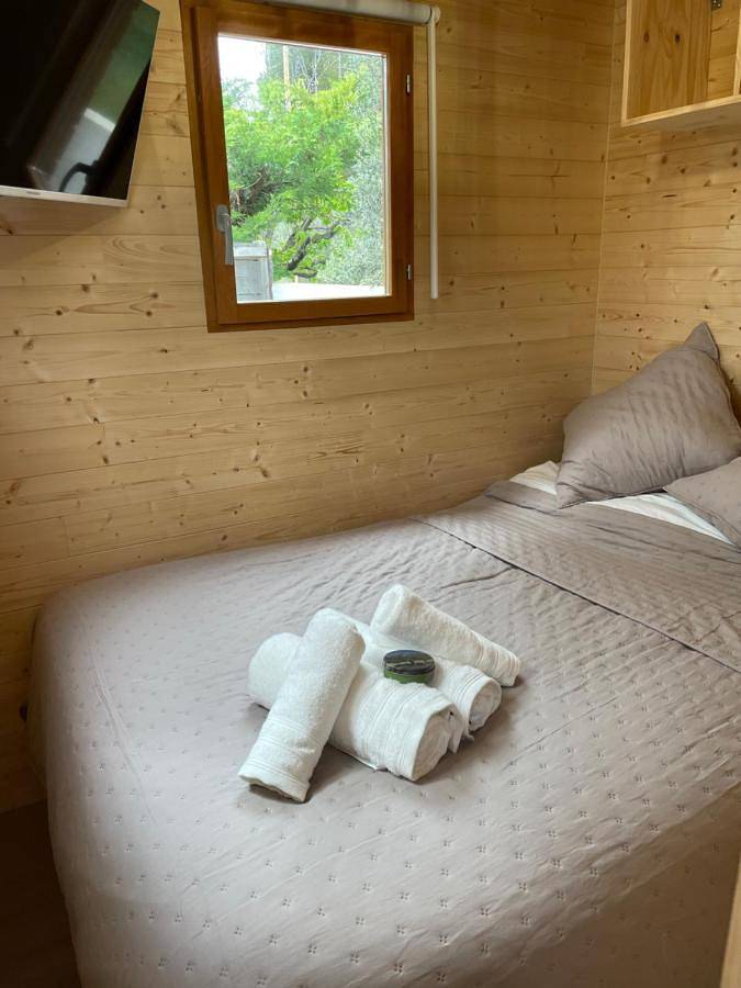 Gîte pour 2 personnes, avec jardin ainsi que terrasse et jacuzzi dans Golf de Servanes - 3