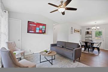 Vacation Rental for 6 Guests in Clarksville, Tennessee, Picture 3